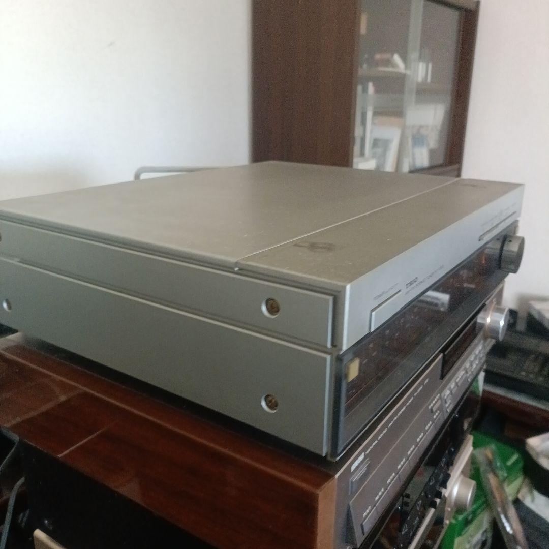 TRIO KT -1000 FM/AMラジオ ステレオチューナー