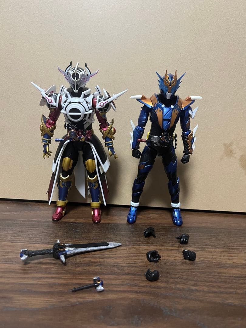 S.H.Figuarts 仮面ライダークローズ　エボル ブラックホール　セット