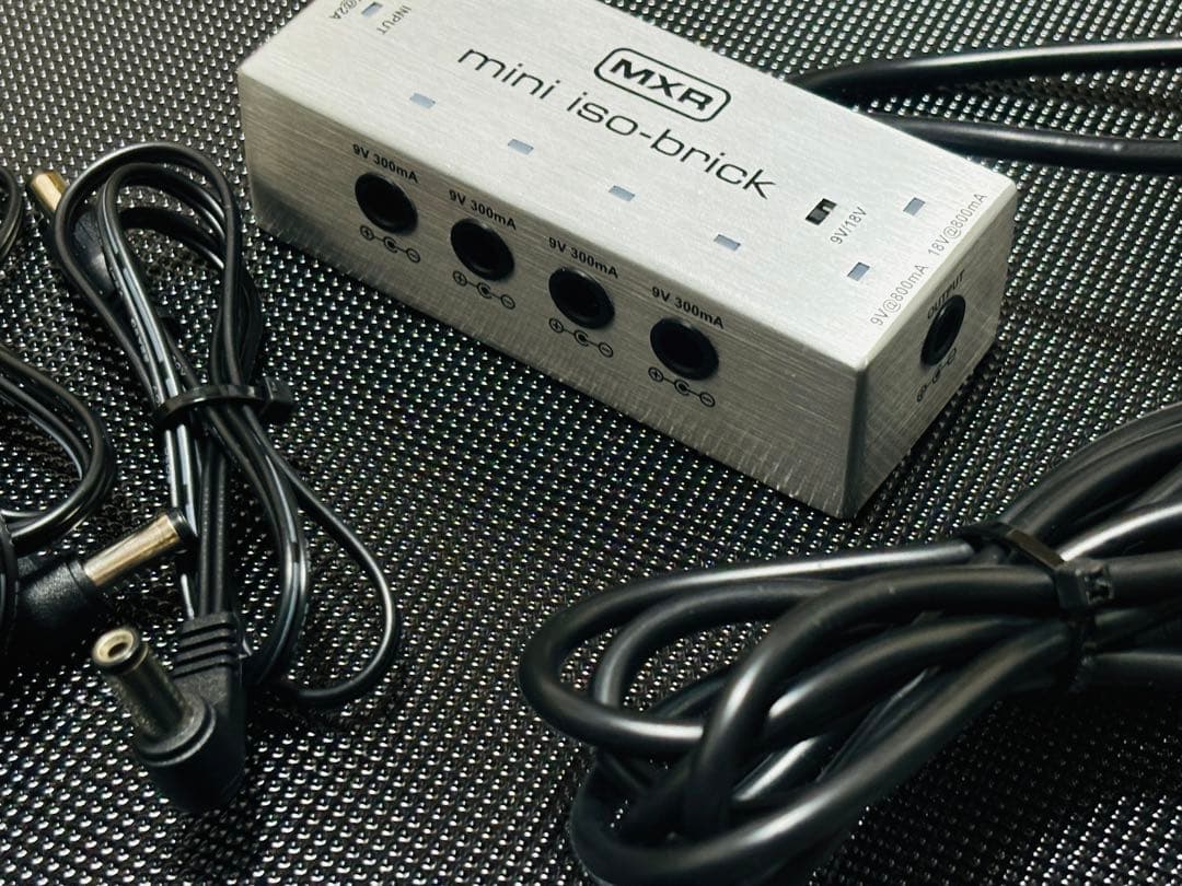 MXR M239 mini iso brick パワーサプライ MXR M239 MINI Iso-Brick Power Supply｜ミュージックランドKEY