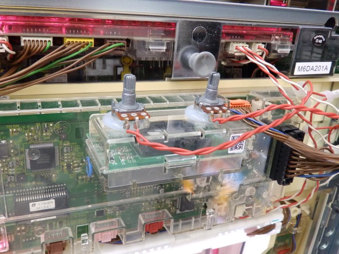 送料無料 パチスロ実機 めぞん一刻 夏色の風と 不要機付