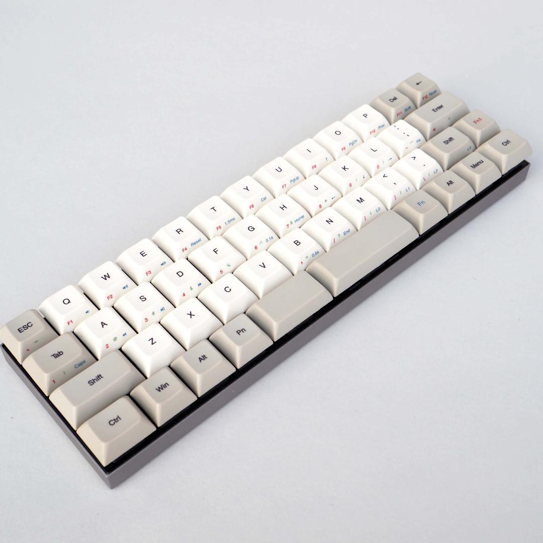 m*9様 【美品】英語配列 40％キーボード vortex core【チェリー赤 Core Plus - 40% Size RGB CNC Aluminum Bottom Case - Vortex Keyboard