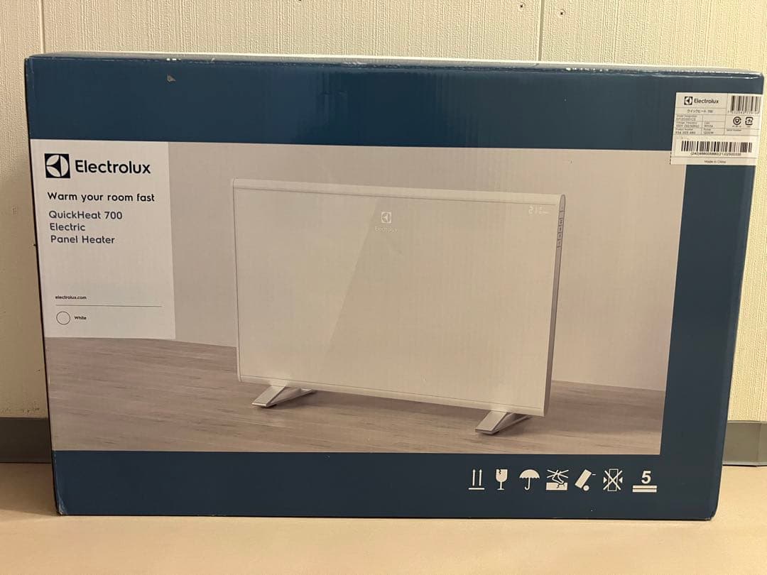 【極美品】Electrolux Quickheat 700 電気パネルヒーター 2026年最新】Quickheat 700の人気アイテム - メルカリ