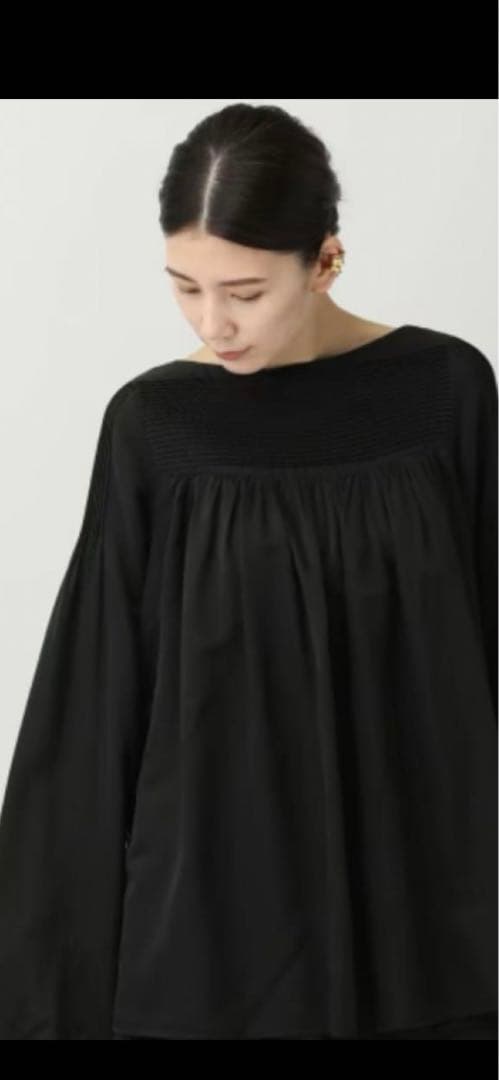 新品 未使用 Curensologyシルクコットンボリュームピンタックブラウス