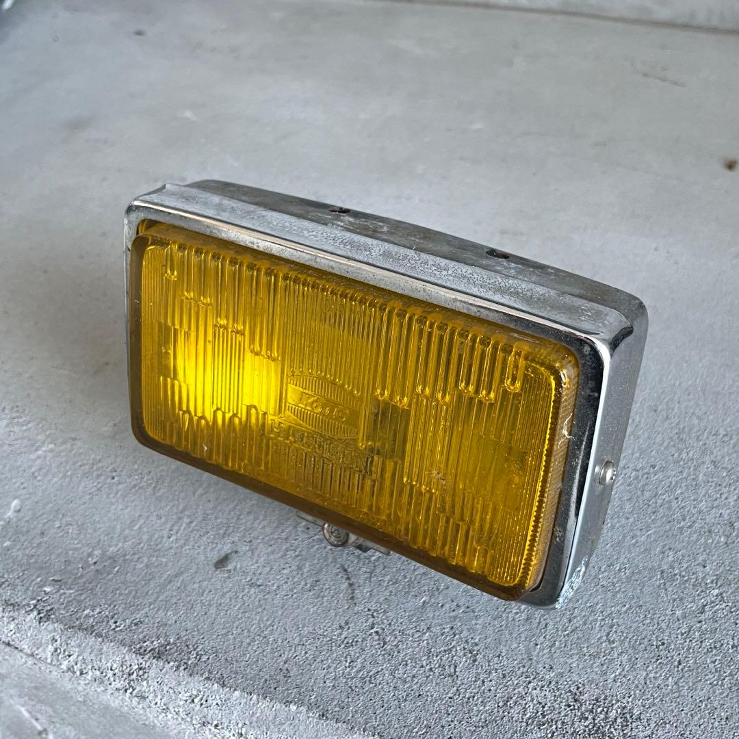 KOITO 小糸製作所 角型 イエローフォグランプ - メルカリ