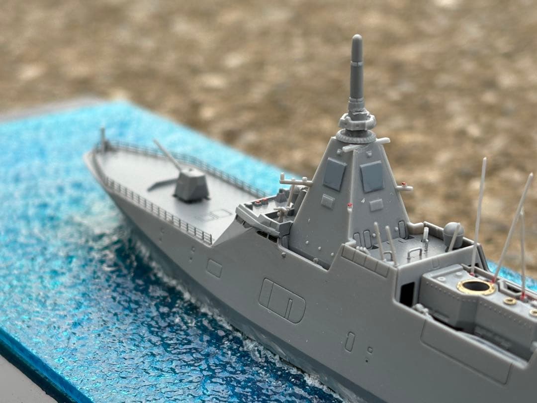 1/700 海上自衛隊 FFM-1 護衛艦もがみ 全塗装 洋上ジオラマ - メルカリ