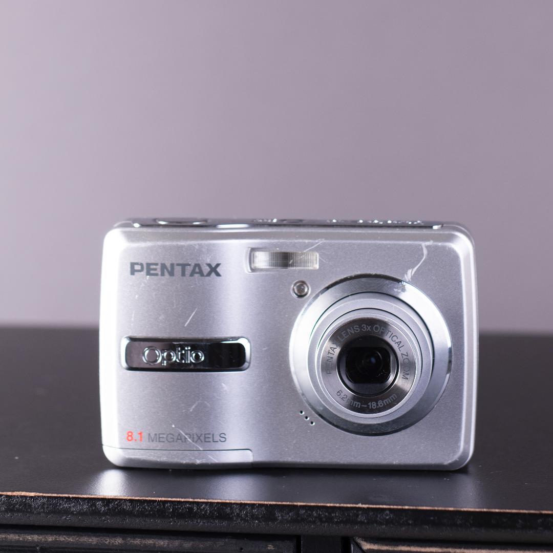 スマホ転送】単三電池で動く！PENTAX optio E40 コンデジ - メルカリ
