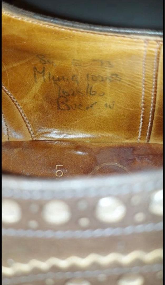 チャーチ スエードウイングチップ バックUK8 Eワイズ 二都市 - メルカリ