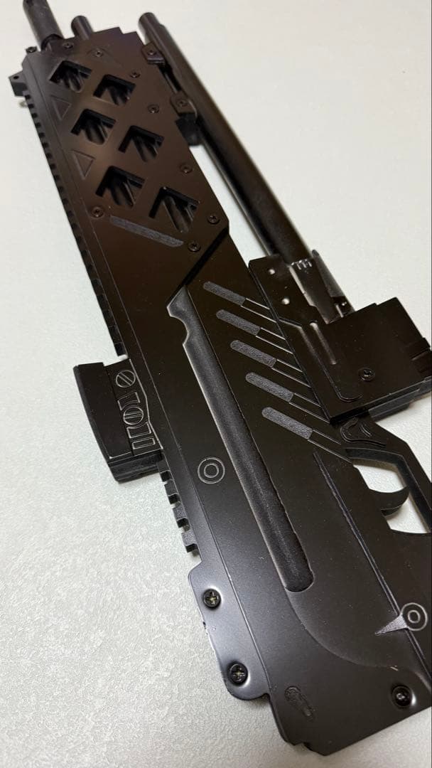 勝利の女神NIKKE ラピ 武器(フェイク銃)