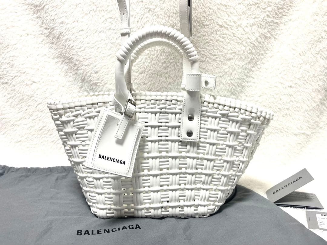 美品》バレンシアガ ビストロXS ホワイト ショルダー 2WAY エナメル