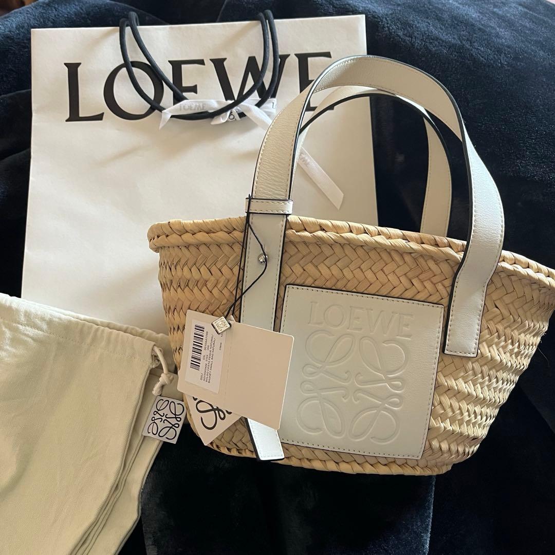 sio様　LOEWE カゴバッグ ホワイト　スモールｓ LOEWE かごバッグ ホワイト スモール sio様 LOEWE カゴバッグ ホワイト