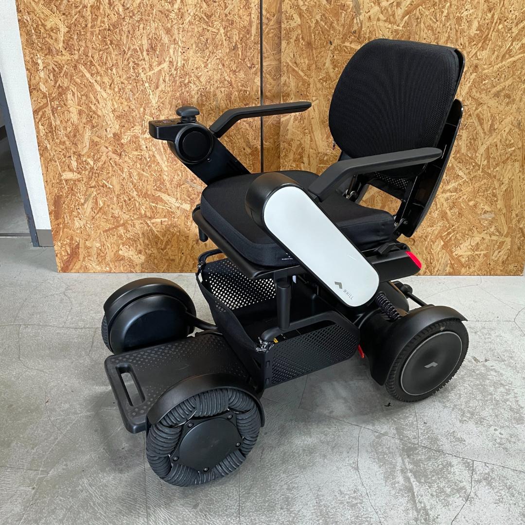 ☆年末セール☆中古美品☆WHILL Model C2 電動車いす シニアカー 白