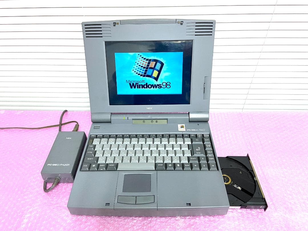 【動作OK】NEC PC-9821Na12/H8(Win98SE)画面きれいです 動作OK】NEC PC-9821Na12/H8(Win98SE)画面きれいです