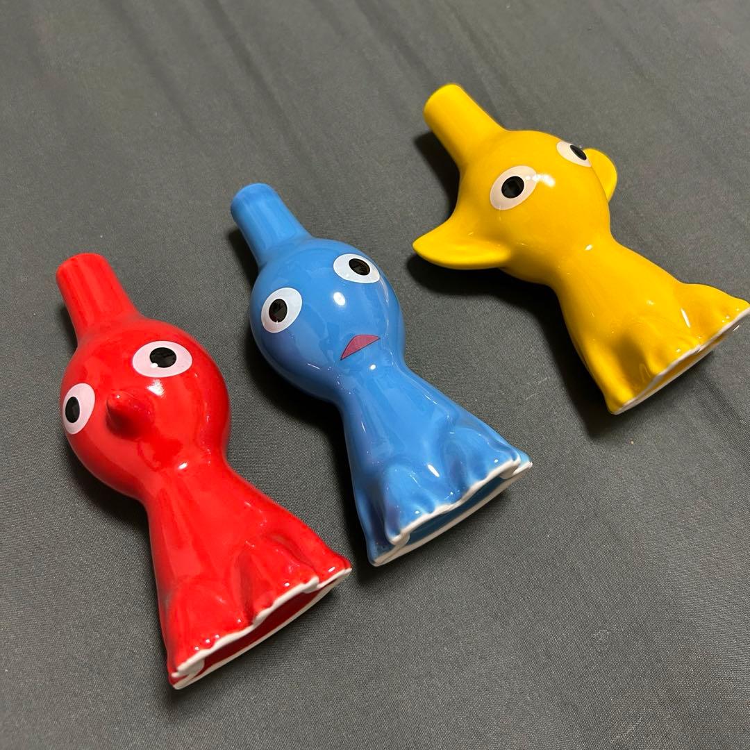 2*読様 Nintendo ピクミン 花瓶 赤 青 黄 一輪挿し - メルカリ