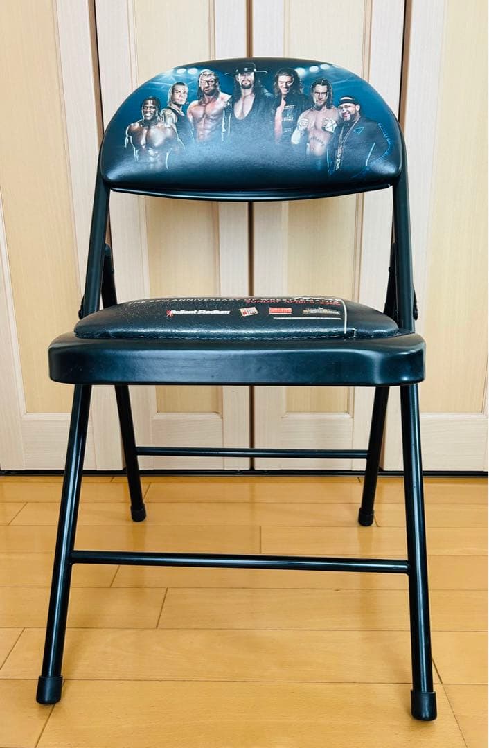 激レア！】WWE レッスルマニア25 大会記念 非売品 パイプイス WWF