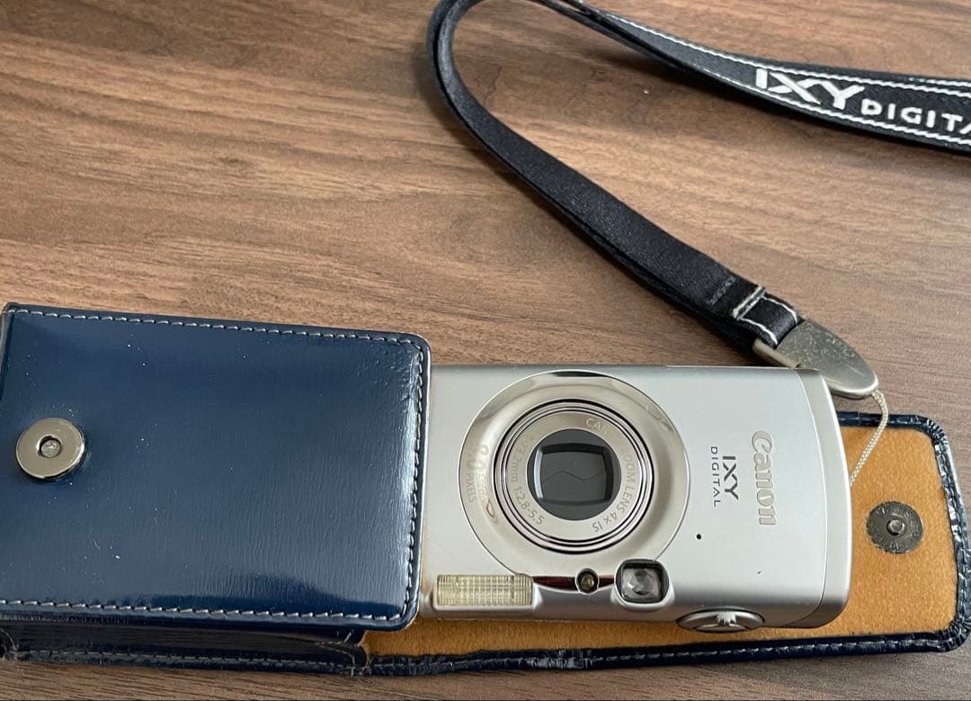 ⭐︎Canon IXY DIGITAL 810 IS シルバー 純正ソフトケース付 - メルカリ