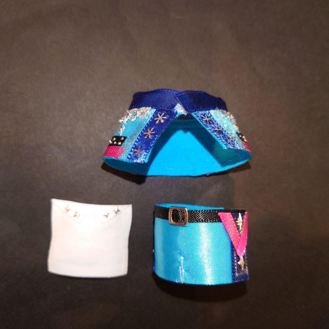 Snow Manすのチル ソフビ服 目黒蓮 ターコイズ衣装風 - メルカリ