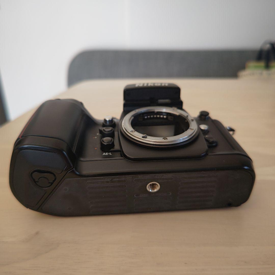 Nikon F4本体Nikon F4 本体 その他付属品とレンズ Nikon F4本体、付属