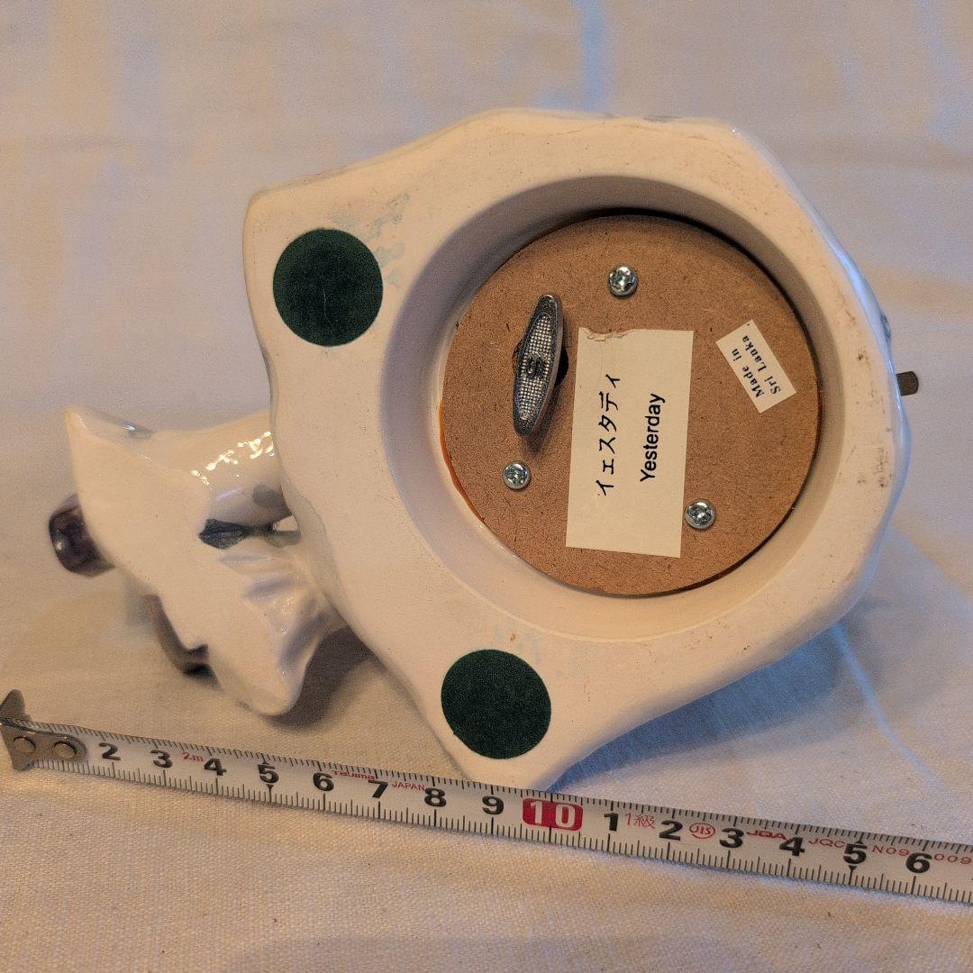 陶器のオルゴール人形 イエスタディ 高さ15cm