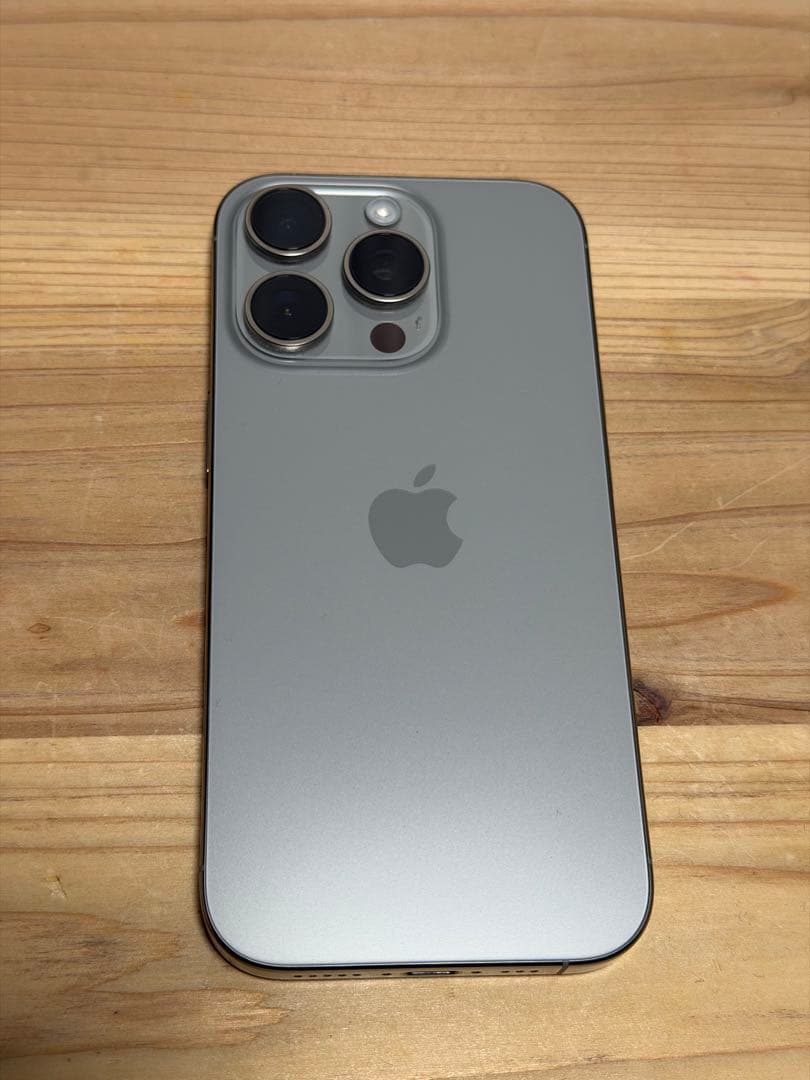 【hiro様様】iPhone16Pro 256GB ナチュラルチタニウム 本体 iPhone 新品。未開封 16 Pro 256GB ナチュラルチタニウム SIMフリー