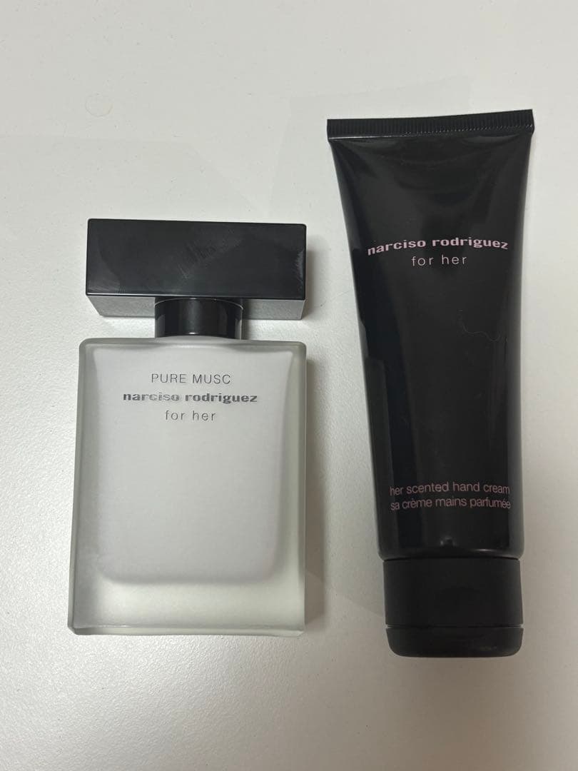 ナルシソ　ロドリゲス　フォーハー　ピュアムスク　オードパルファム&ハンドクリーム 公式】フォーハー ピュア ムスク オードパルファム｜ナルシソ