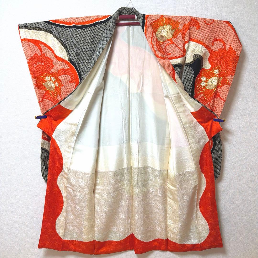 21 振袖フルセット 正絹 朱赤 黒 金彩 絞り 駒刺繍 レトロ