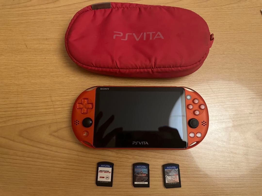 PSVITA他カセット3枚ケース付き