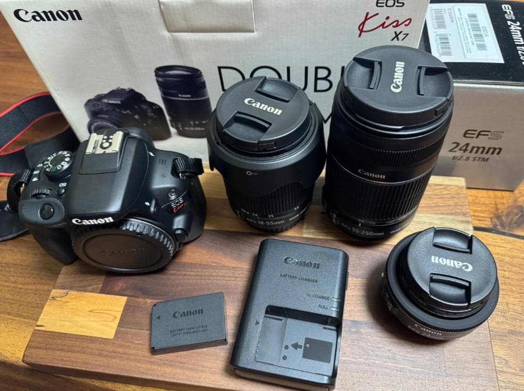Canon EOS Kiss X7 ダブルズームキット+EF-S 24mmレンズ サブ機にもおススメ！』 CANON EOS Kiss X7 ダブルズームキット neo373
