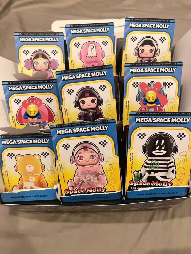 【バラ可】MEGA SPACE MOLLY 100% 第4弾 POPMART MEGA SPACE MOLLY 100% Series4 - POP MART (United States)