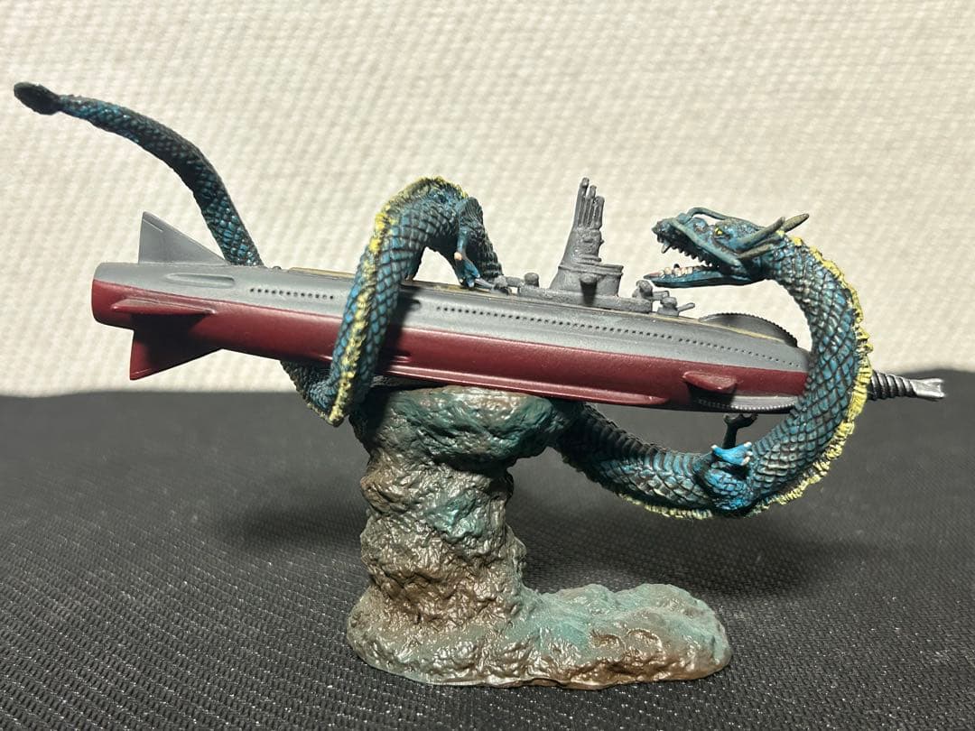 特撮大百科 ラッキーフィギュア海底軍艦 マンダ 轟天号 セット - メルカリ