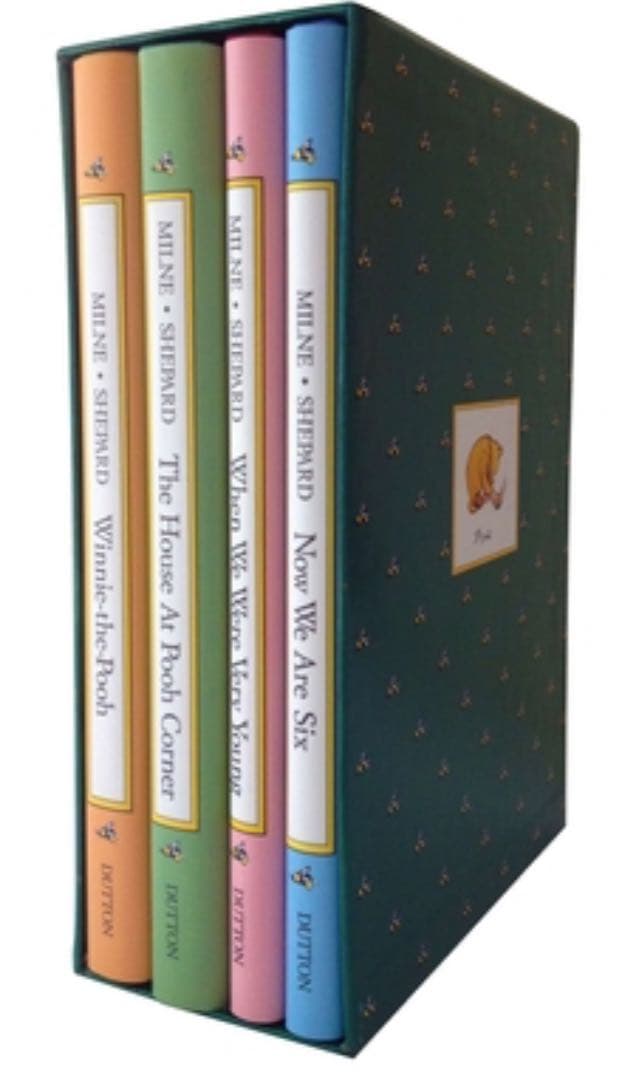 新品　Pooh's Library BOXED-POOHS LIB 4V Pooh's Library: The Color Editions (4 Volume Boxed set): good