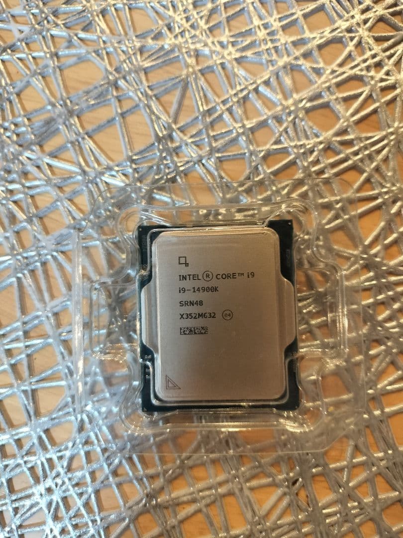 Intel Core i9-14900K CPU　美品 intel 第14世代 CPU Core i9-14900K (アンロック版・GPU機能付き) 24