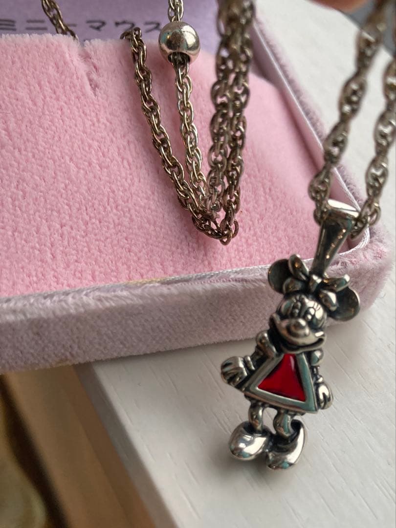 ディズニーミニーマウス誕生70周年記念純銀製ネックレス - メルカリ