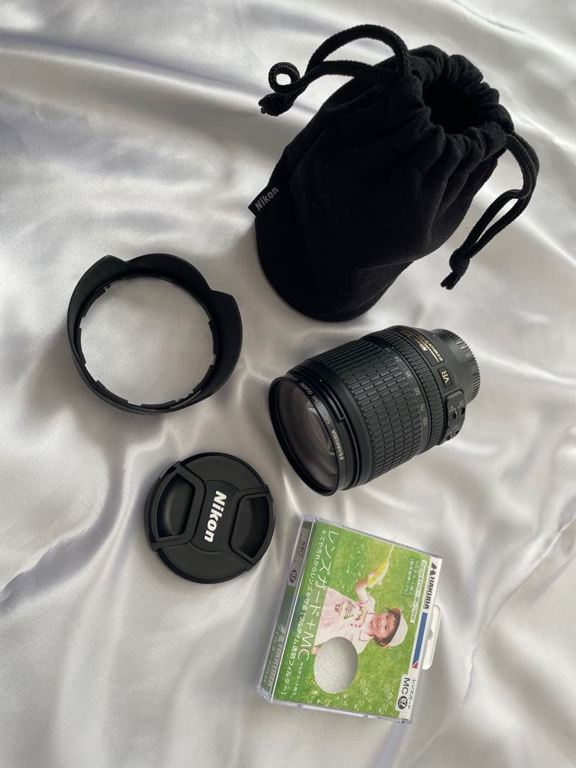 Nikon AF-S DX NIKKOR 18-105mm VR レンズフード付 Amazon | JJC HB-32 可逆式 レンズフード ニコン AF-S DX NIKKOR 18