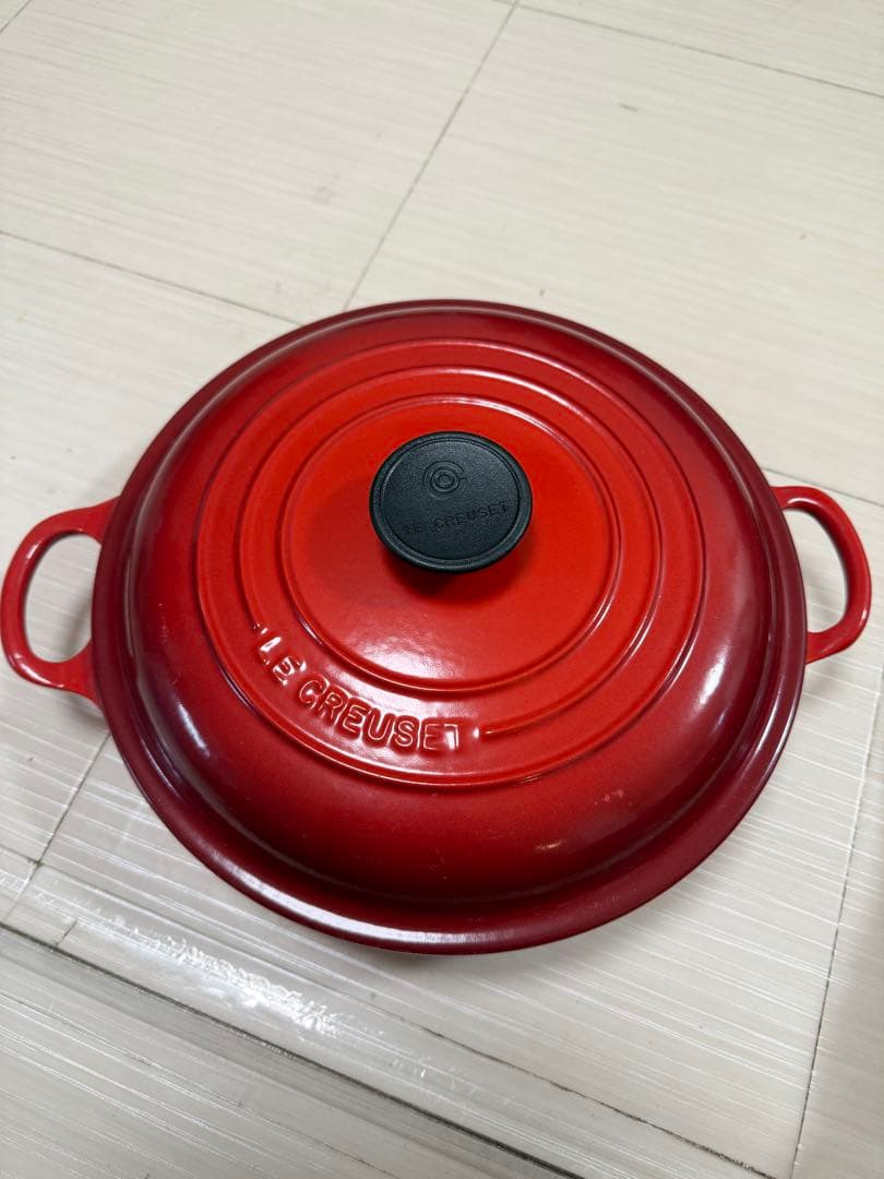 LE CREUSET 鋳鉄鍋 26cm レッド Le Creuset - 5.3L Cherry Red / Cerise French/ Dutch Oven (26cm