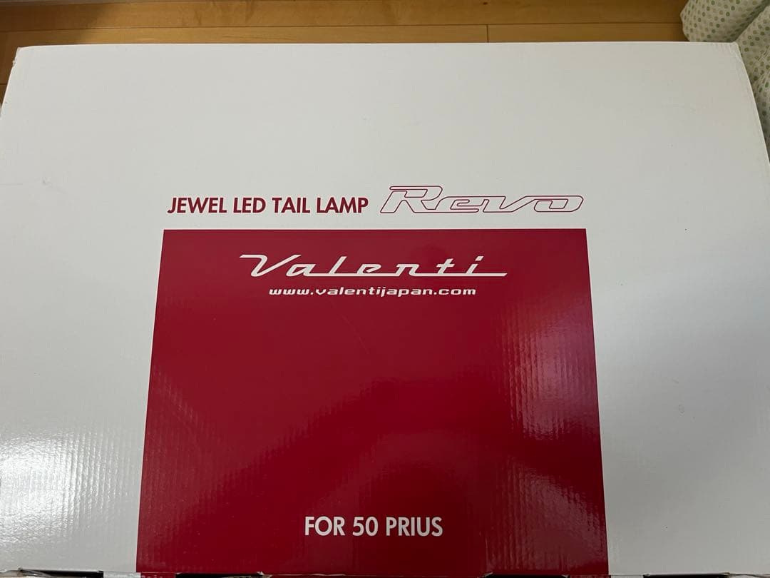 中古品 Valenti製 プリウス50系テールランプ Valenti ヴァレンティ ジュエルLEDテールランプ Revo トヨタ プリウス
