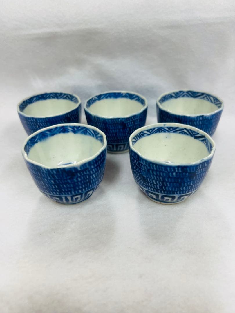 明治時代 古伊万里 当時物 微塵唐草 蕎麦猪口 染付5客 - メルカリ