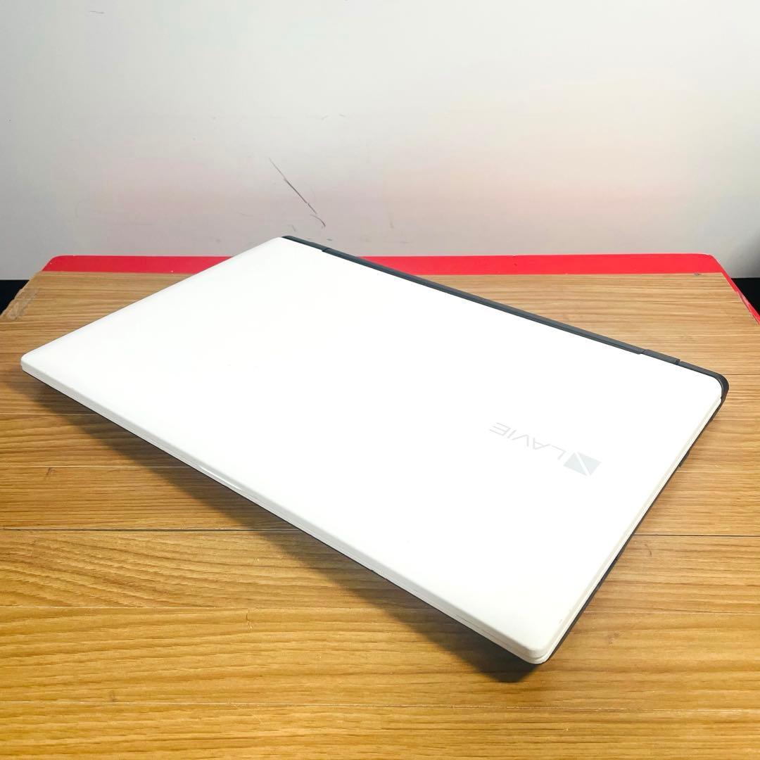 すぐ使える設定済み人気のホワイトSSD256メモリ8ギガカメラwin11