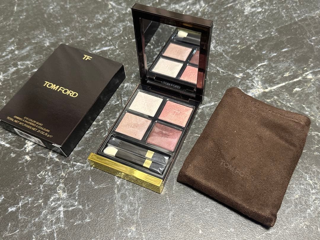 美品 トムフォード アイカラークォード 27A ヴァージンオーキッド