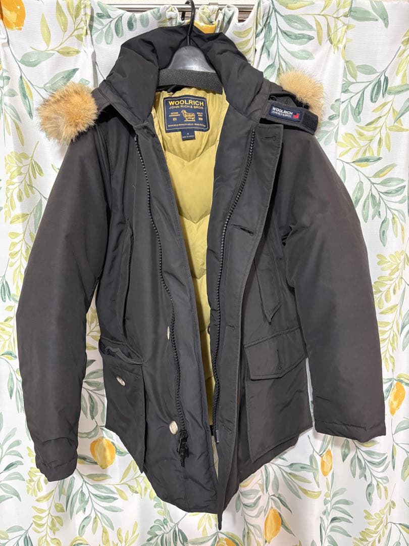 WOOLRICH ダウンジャケット S ネイビー 中古・古着通販】WOOLRICH (ウールリッチ) パッカブルライトダウン