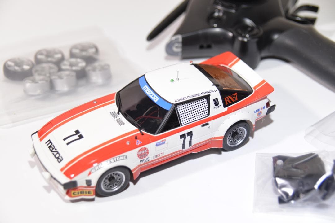 京商ミニッツMR-03MM EVO Audi A8 LMSセット KT-18付 京商ミニッツMR-03MM EVO Audi A8 LMS フルセット 赤アンテナ