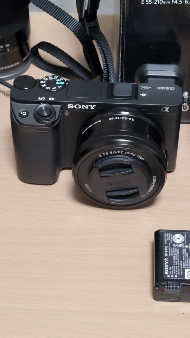Sony α6400 ミラーレス一眼カメラ / English Menu OK美品】sonyソニー