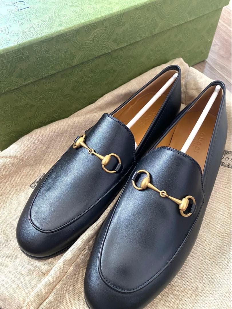 GUCCI レディース　ヨルダン　38 GUCCI レディース ヨルダン 38 GUCCI ヨルダーンウィメンズローファー