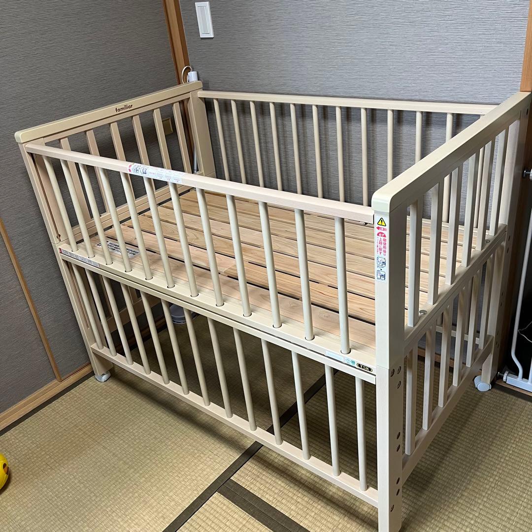 美品】 ファミリア familiar ベビーベッド 160953 日本製 - メルカリ