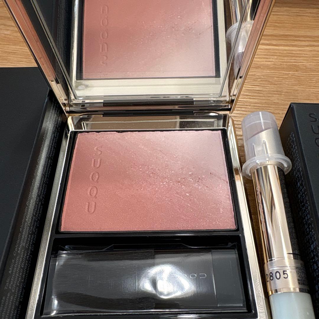 SUQQU ブラーリングカラーブラッシュ 114 ベルベットフィットリップ108