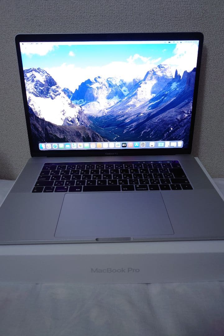 MacBook本体 MacBook Pro 2018 i9/16GB/512GB Amazon.com: Apple 2018 MacBook Pro with 2.9GHz Intel Core i9, 15