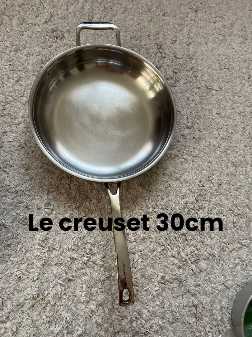 LE CREUSET triVita ステンレスフライパン　トリビータ Amazon.com: Le Creuset Tri-Ply Stainless Steel 8