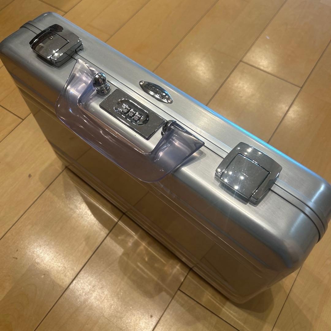 美品 ゼロハリバートン アタッシュケース ビジネスバッグ ZERO HALLIBURTON（ゼロハリバートン） 最大53%☆3/1迄 正規品5年保証