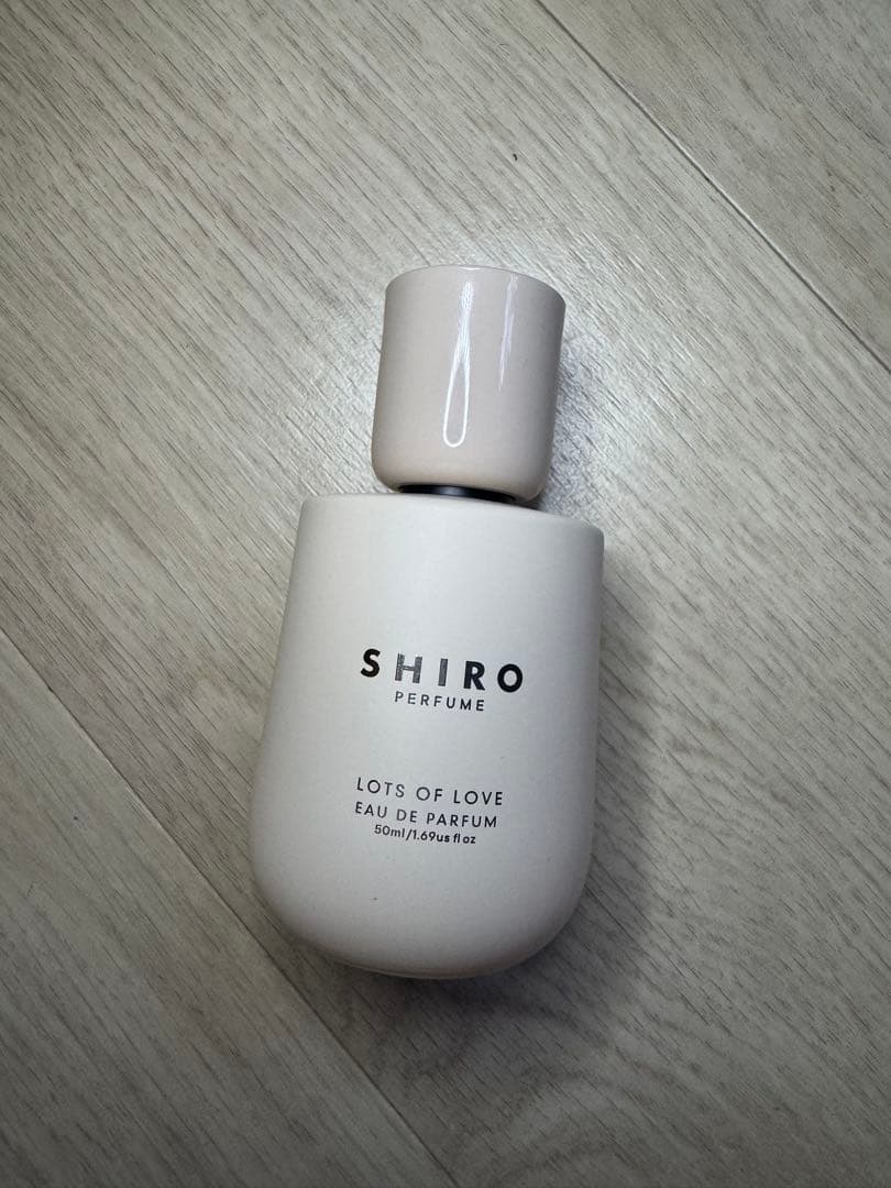香水(ユニセックス) SHIRO LOTS OF LOVE LOTS OF LOVE オードパルファン | SHIROオフィシャルサイト