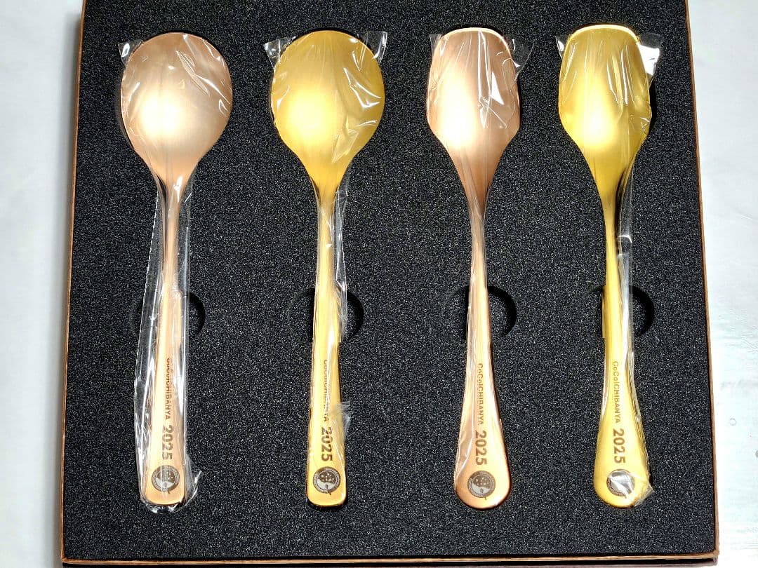 ❇ 2025年 CoCo壱番屋❇ 創業祭 オリジナルスプーン 当選品4本セット 1月17日からココイチ「創業祭2025」を開催。山田裕貴監修「塩豚角煮