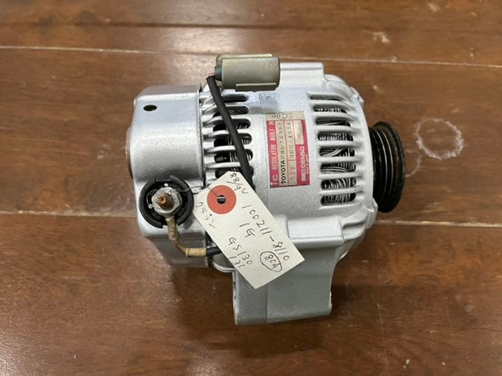 M-4 トヨタクラウン オルタネーター ダイナモ GS130 131